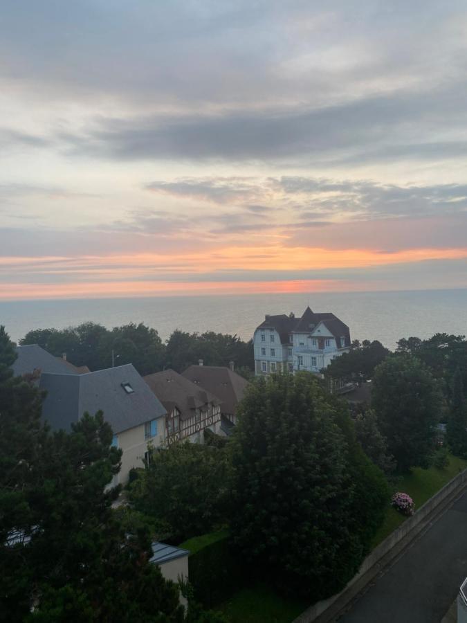 Apartament La Perle Marine Trouville-sur-Mer Zewnętrze zdjęcie