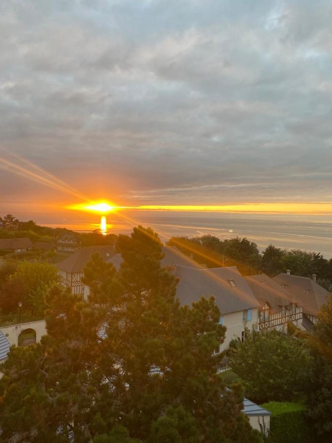 Apartament La Perle Marine Trouville-sur-Mer Zewnętrze zdjęcie
